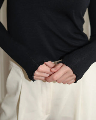 Longsleeve z kaszmirem No. 5 Noir Dentelle Lavamme