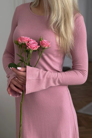 Sukienka No. 1  Rose de Grasse Lavamme